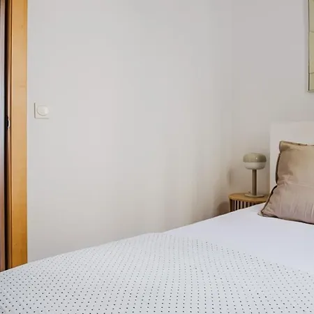 Con Tre Da Letto - Checkprofile